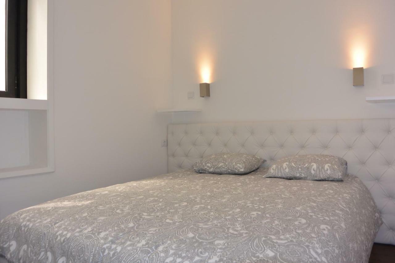 Vb By Flat In Appartement